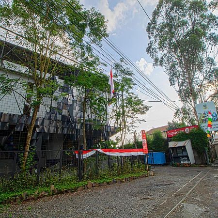 D'Journey Hotel Lembang Esterno foto
