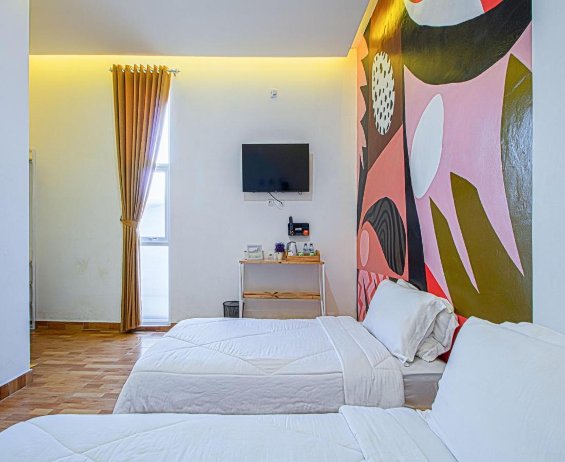 D'Journey Hotel Lembang Esterno foto