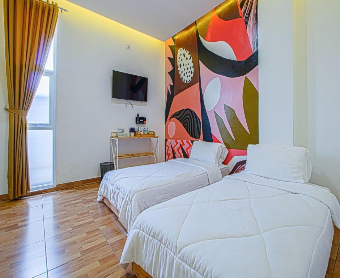 D'Journey Hotel Lembang Esterno foto