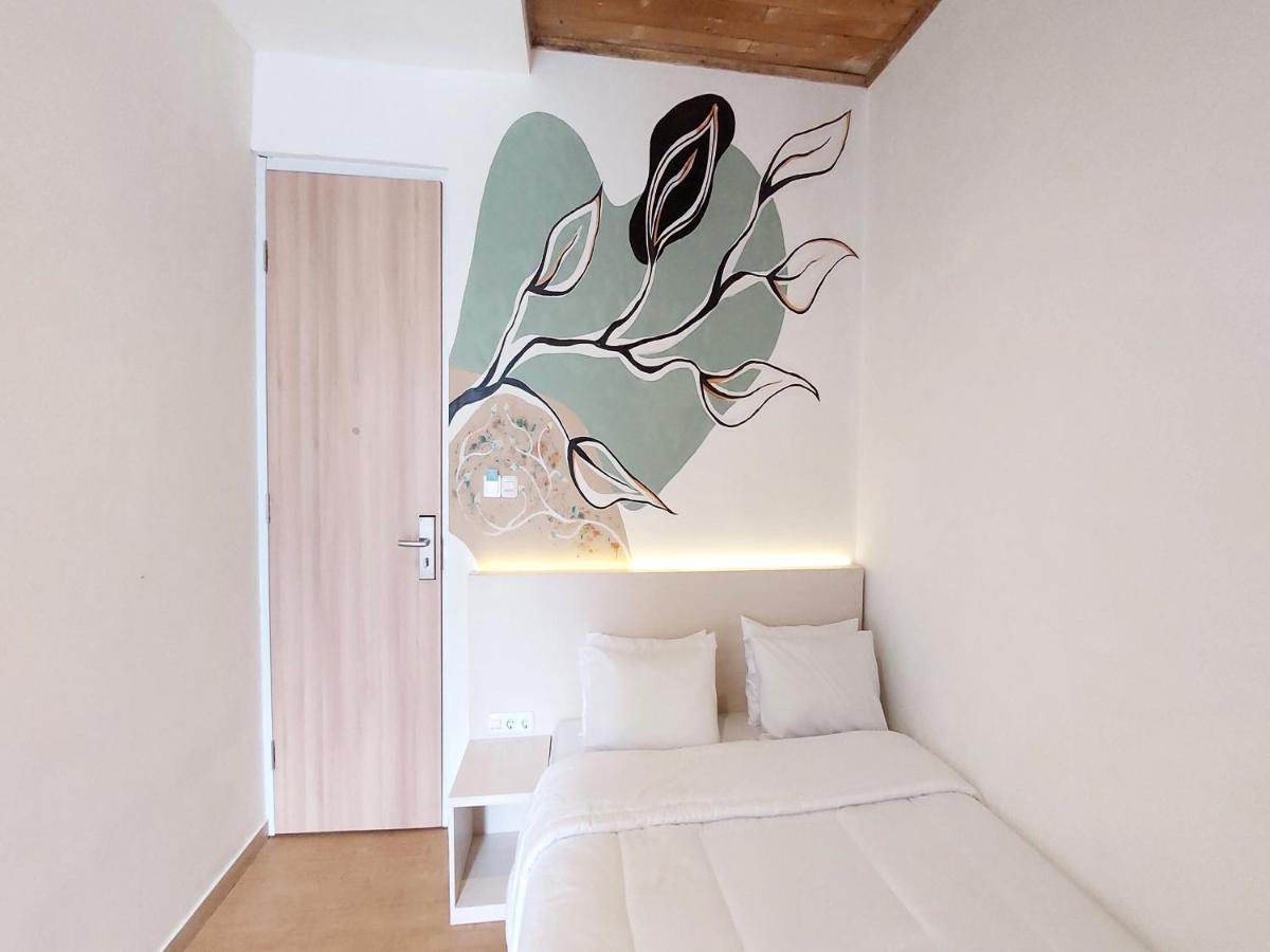 D'Journey Hotel Lembang Esterno foto