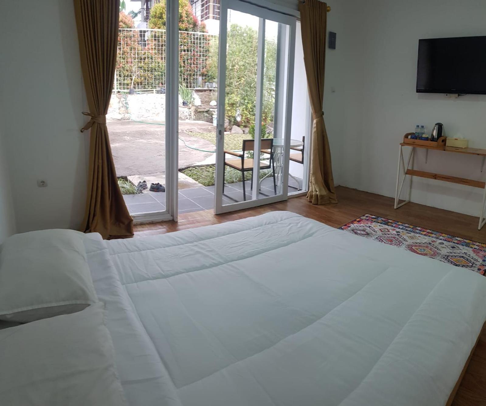 D'Journey Hotel Lembang Esterno foto